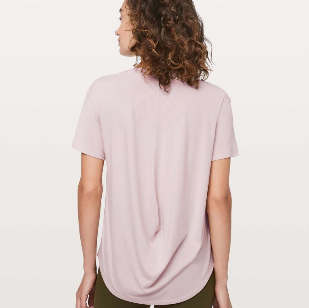 LULULEMON Fall In Place Pale Pink Draped Back Tee 8
